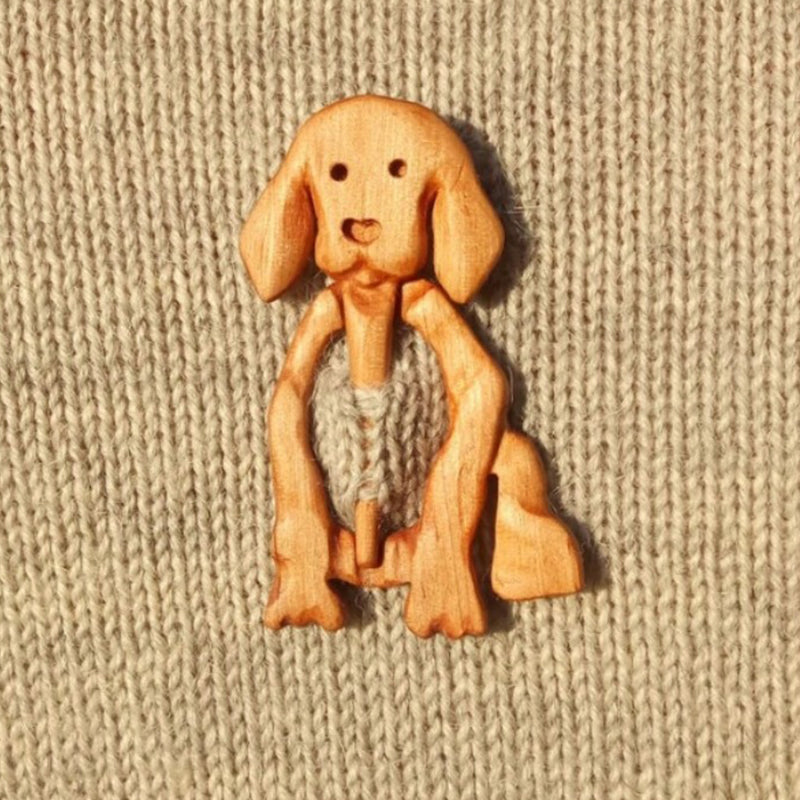 Brooch Pin with Wooden Animal Pattern