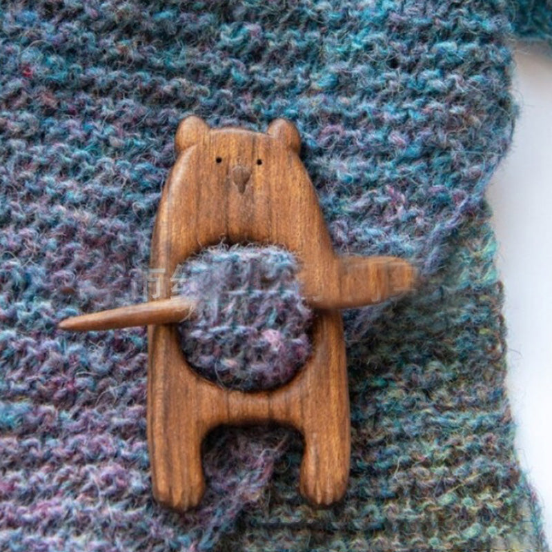 Brooch Pin with Wooden Animal Pattern