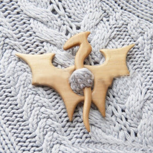 Brooch Pin with Wooden Animal Pattern