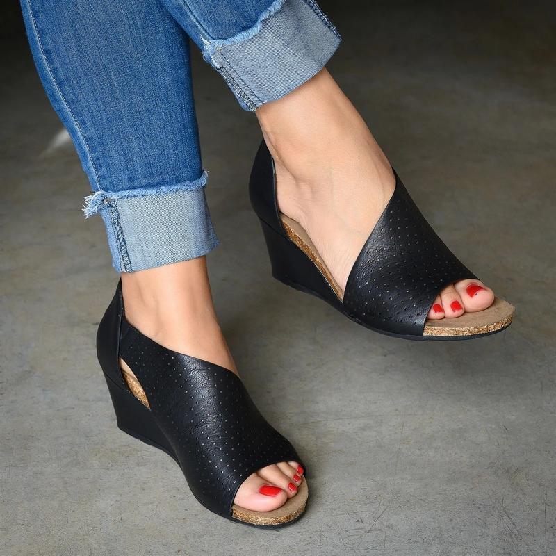 Back Heel Zip Wedge Sandals