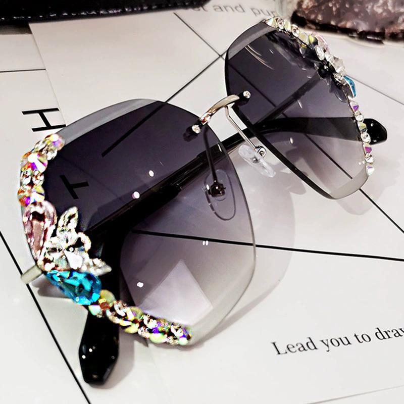 2020 Vintage Fashion Rimless Crystal Sunglasses