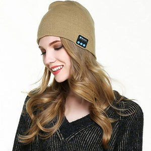 Warm knitted hat with 4.2 Bluetooth